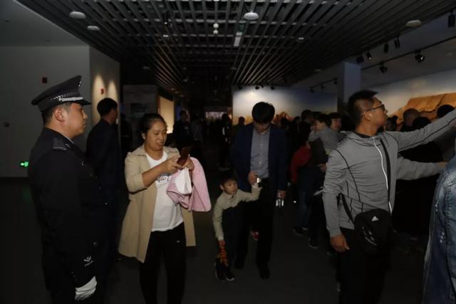 【我在崗位上】延吉公安：圓滿完成延吉恐龍博物館安保任務(wù)